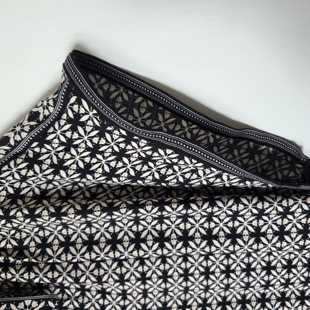 Max Studio Patterned Collared Button Down Short S… - image 8